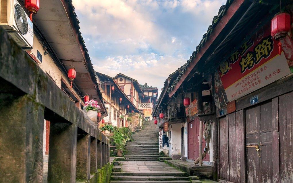 探索经常跑步，偶尔一天特殊情况没去，就浑身不自在，为什么会这样？，发现你感兴趣的话题